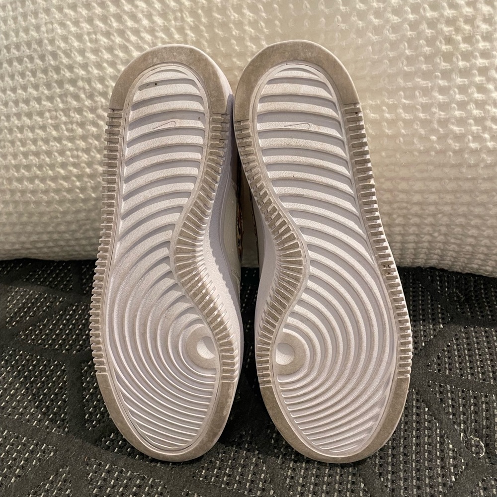 Nike Women's White Platform Sneakers with Leopard Swoosh - Picture 5 of 5